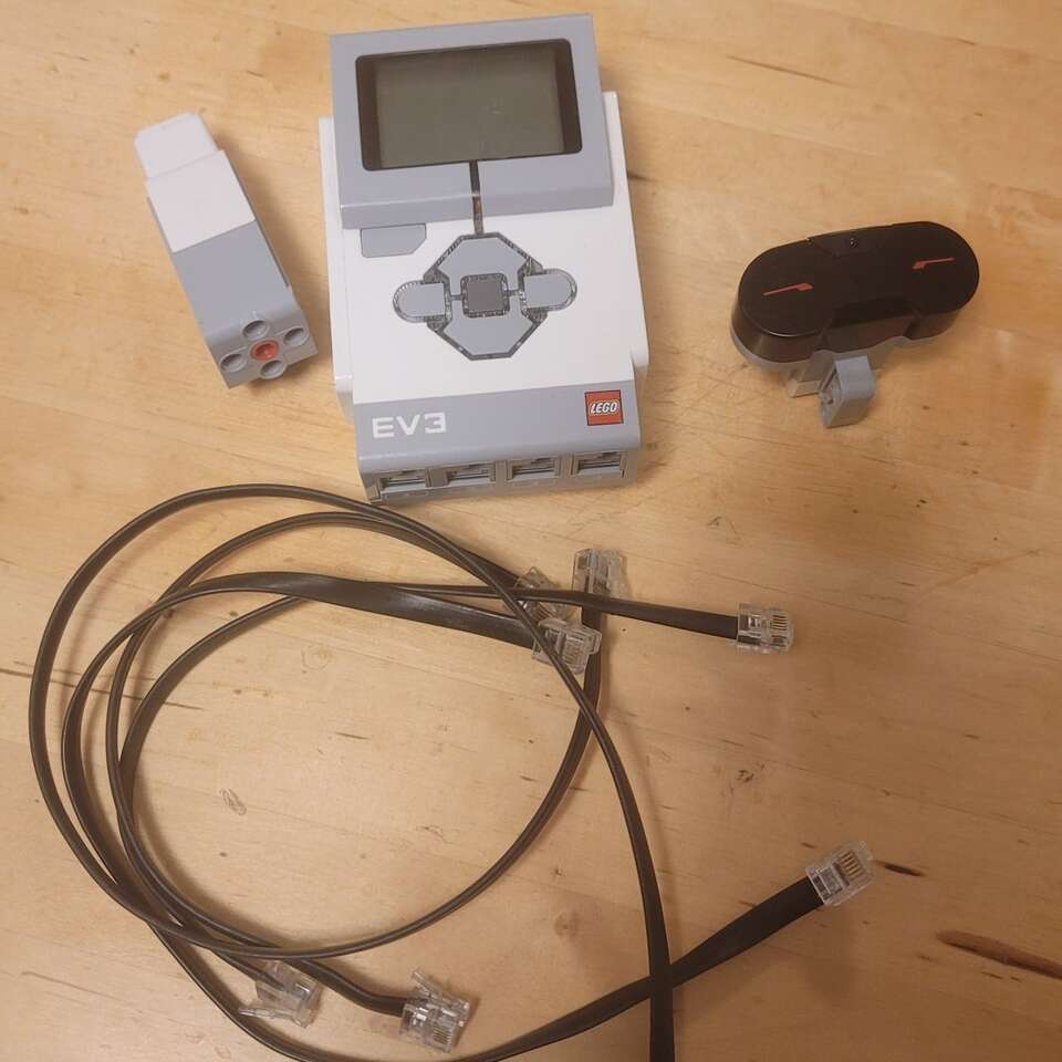Lego Mindstorms EV3 with 4 Cables and 2 other item