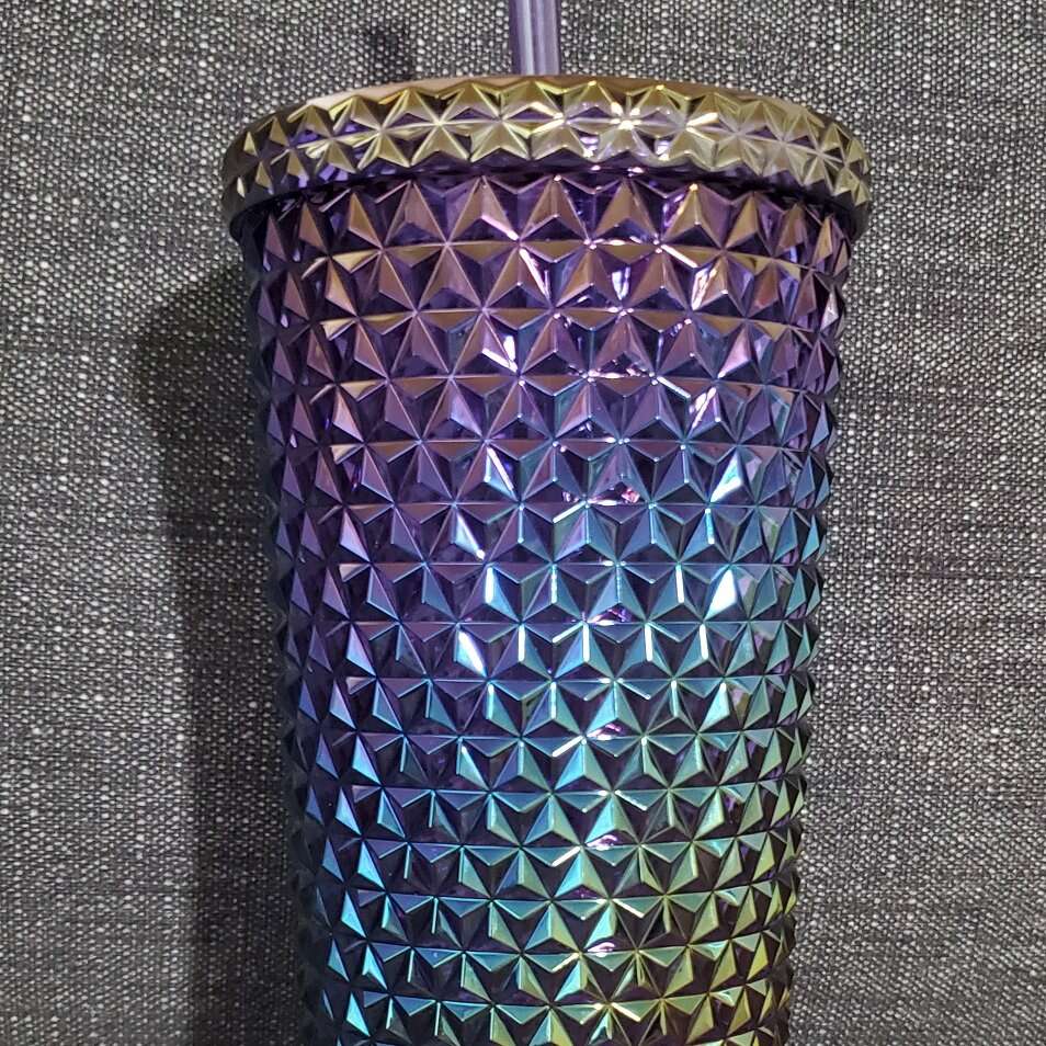 26 oz Iridescent Studded Tumbler