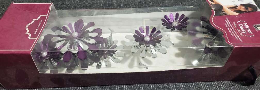 TEN layered Daisy Mirrors
