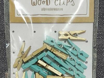 20 Mini Wood Clips