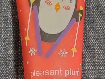 Mini hand cream