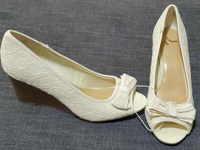 Lace wedge heels