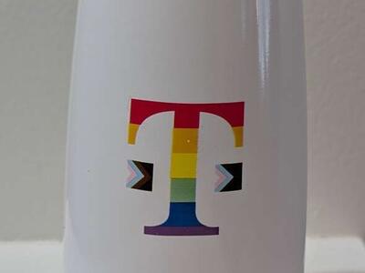 Metal Rainbow tumbler with sippable lid