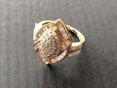 10K Gold With Diamond Cocktail Or Engagement Ring