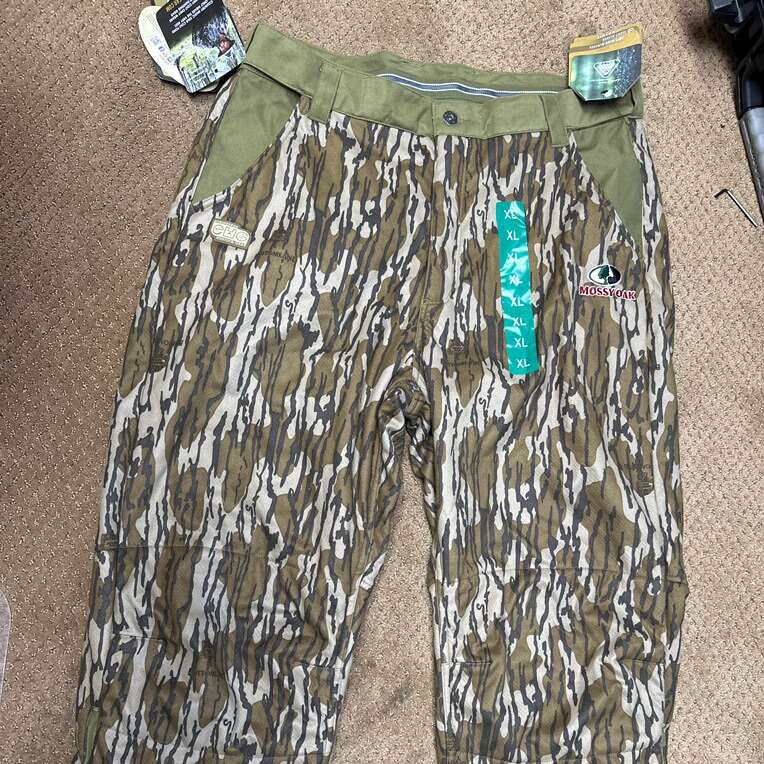 All Brand New Hunting And Fishing Clothing