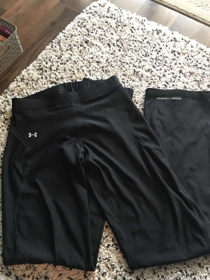 Under Armour Black Pants Size M