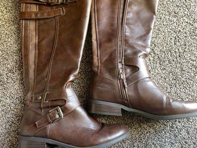 Size 8 Brown Boots
