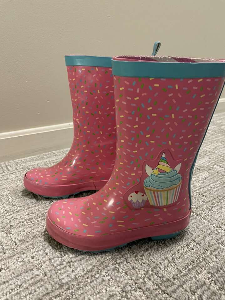 Rain Boots Size 9/10