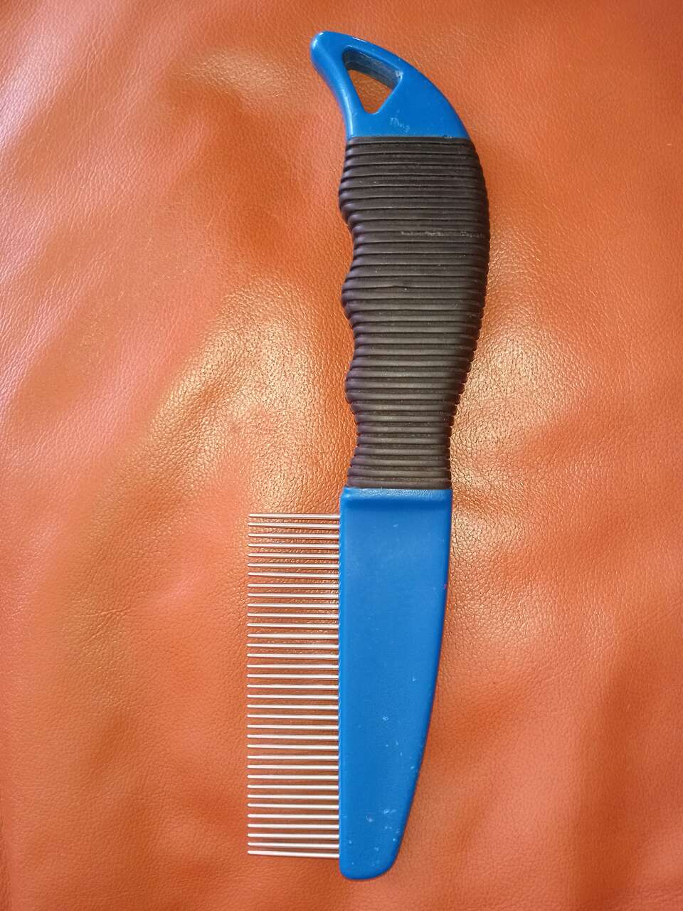 Grooming comb Animal comb