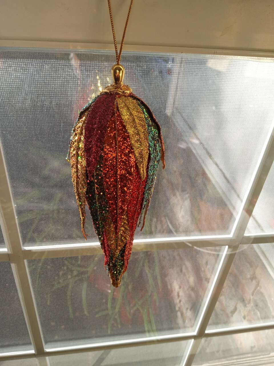 Large teardrop leaves gold red green pendant sparkly