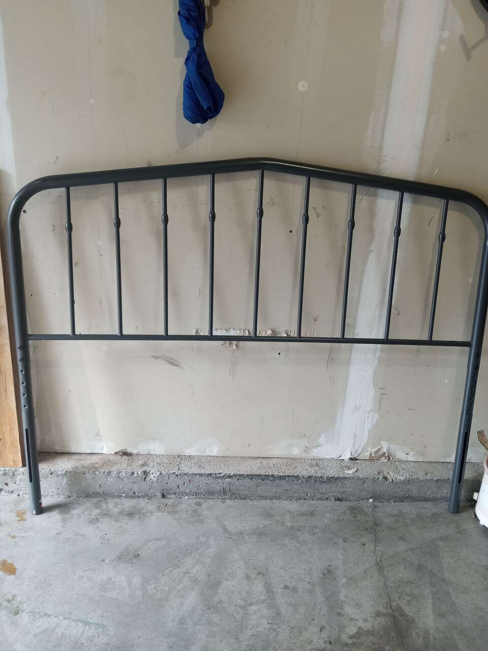 Modern metal farmhouse twin headboard