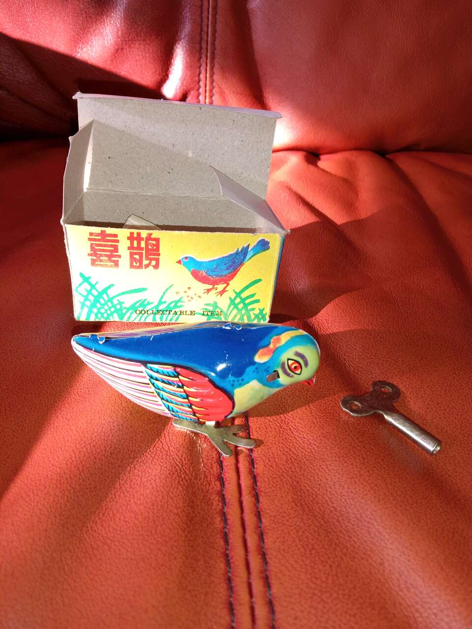 Vintage Toy blue bird wind up tin toy
