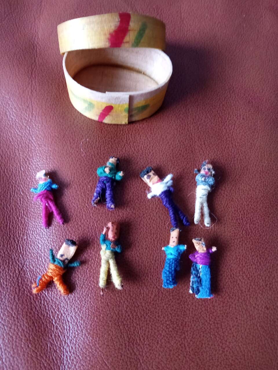 Miniature dolls Guatemala worry dolls vintage with bentwood box and instructions