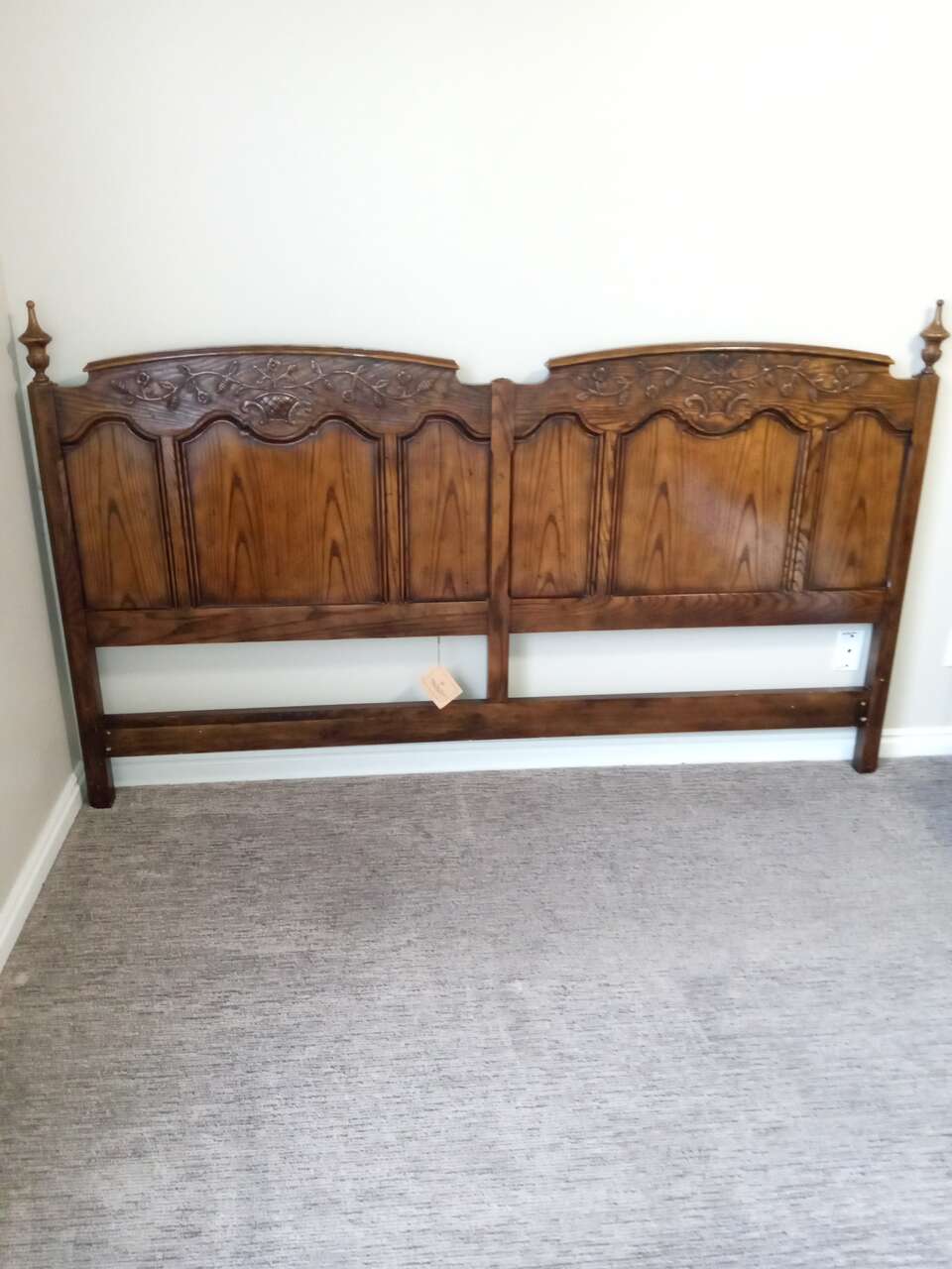 Baker furniture carved wood french provincial king headboard mint condition