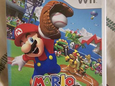 WII MARIO SUPER SLUGGERS (LIKE NEW)