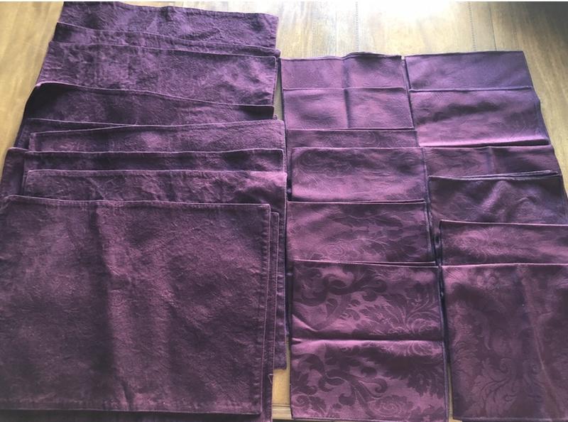 12 Placemats and 12 Napkins