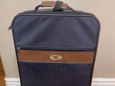 21 inch Carry On suit Case with wheels
