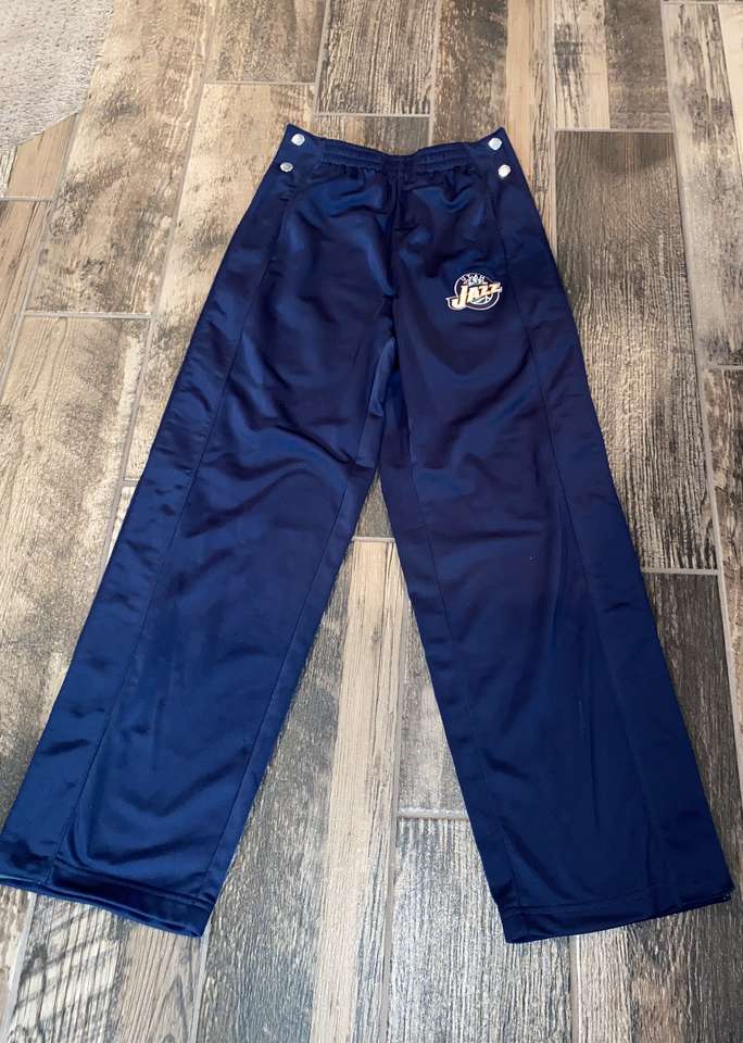 New Boys Size 10/12 Jazz Basketball Snap Pants