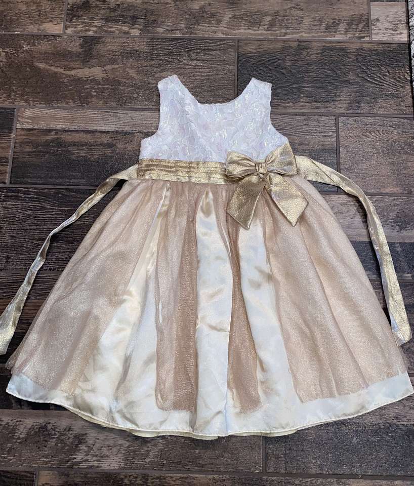 Girls Size 5 Dress Gold and Cream