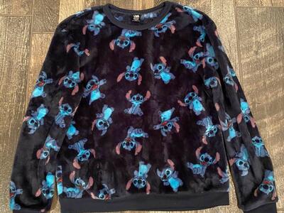 Women’s Size Medium Stitch Sweater