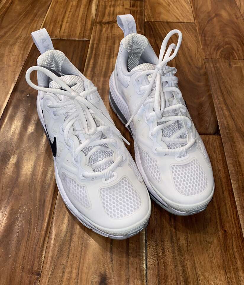 Nike Men Size 6 Air Max Genome