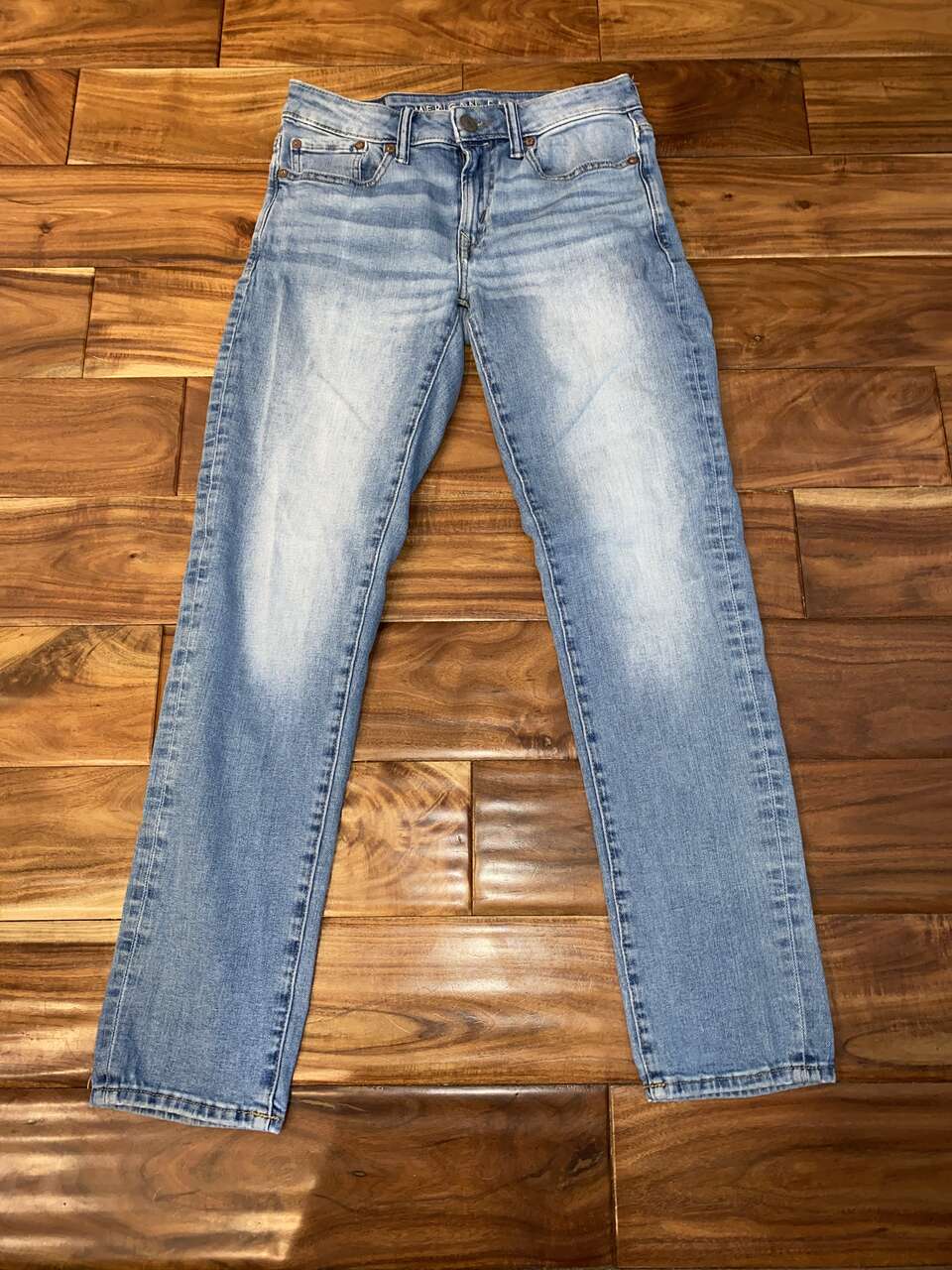 Men Size 28X30 American Eagle Jeans
