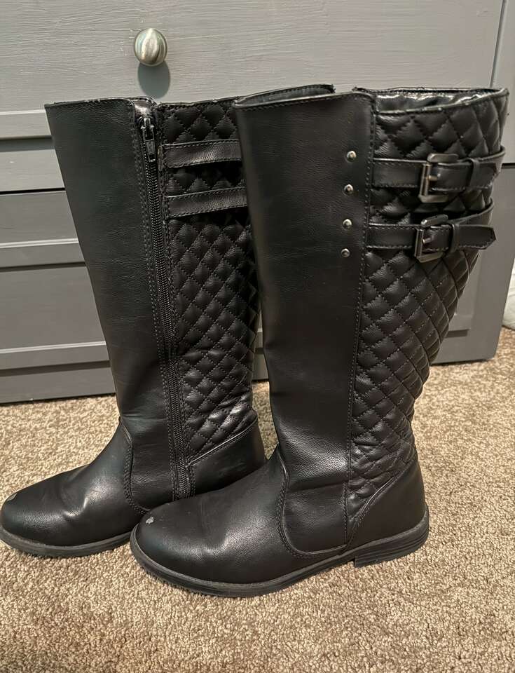 Girl Size 5 Boots