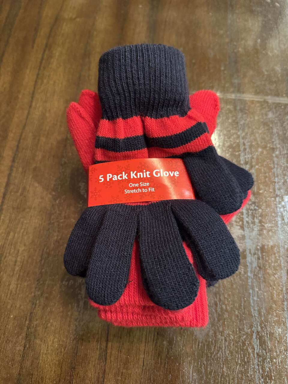 New 5 Pack of Kids Gloves