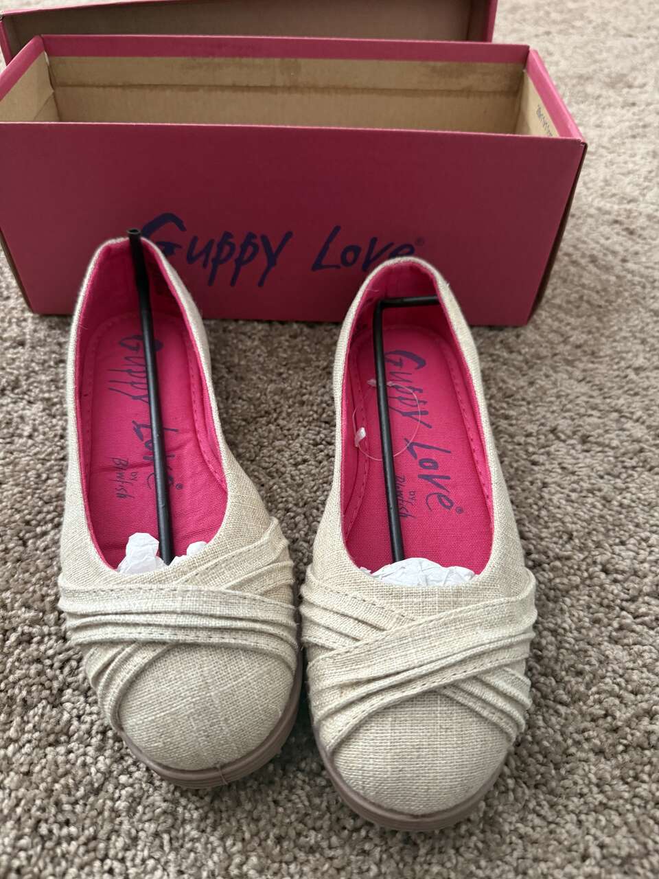 New Women Size 6 Blowfish Flats