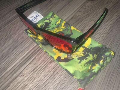 Oakley Frog Skin Sunglasses
