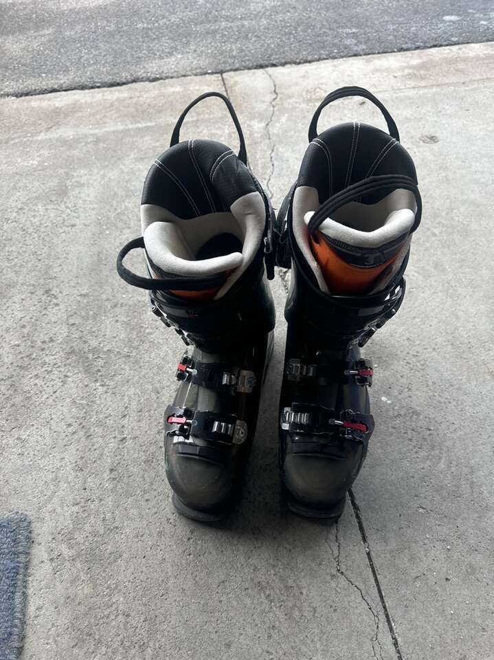 Atomic Ski Boots