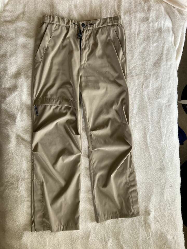 Guess Tan Pants size medium