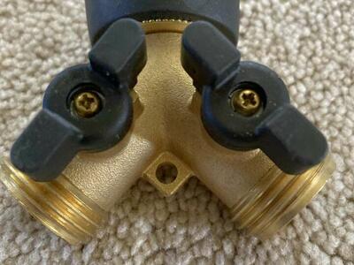 2-Port Brass Hose Faucet Manifold w/Shut Off Valves