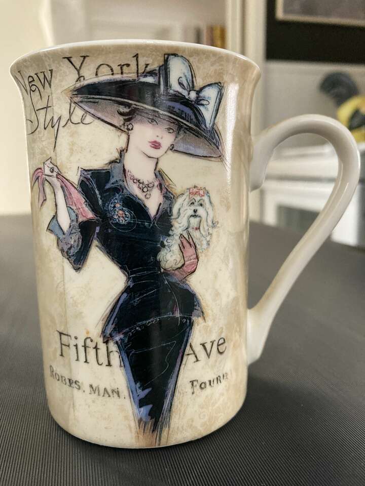 New York 5th Avenue Style Fashion Coffee Mug