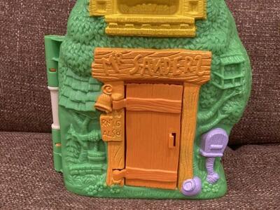 Vintage 1990s Winnie the Pooh House