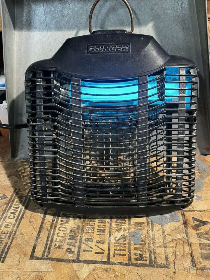 Bug Zapper , Kills Mosquitoes Too