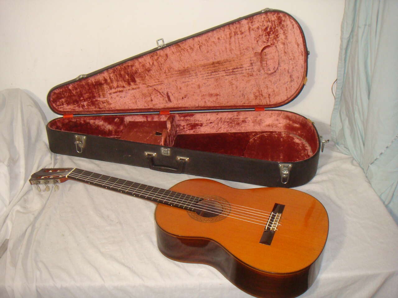 Hiroshi Tamura Signed Venus 1967 All-Solid Japanese Handmade Classical Guitar W Case -READ!
