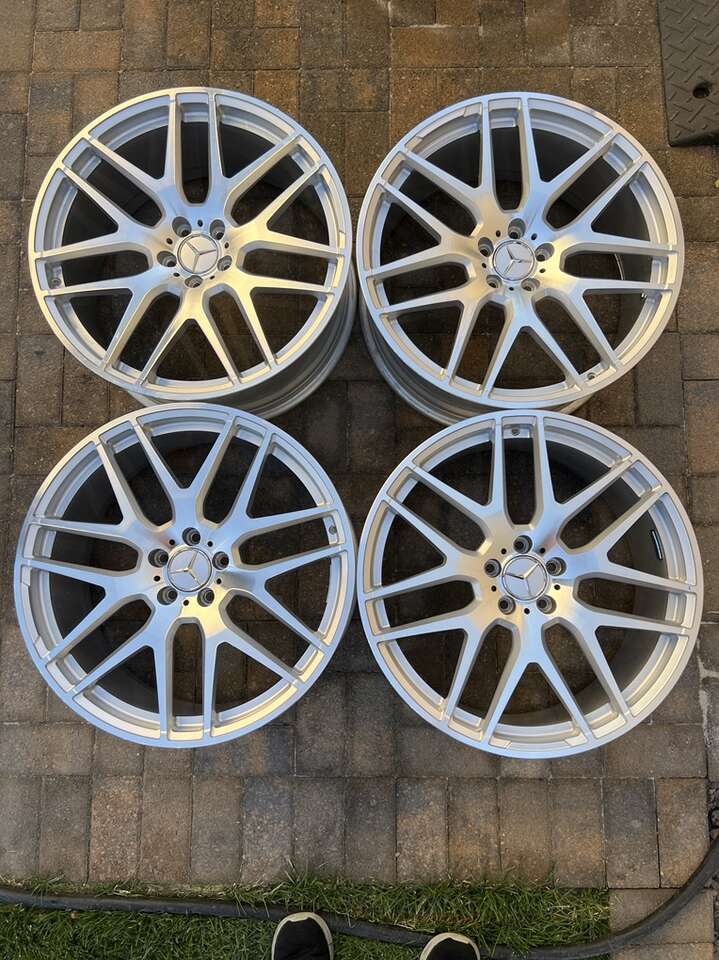 Aftermarket Mercedes Forged Monoblock Wheels 21x9.5 5x112