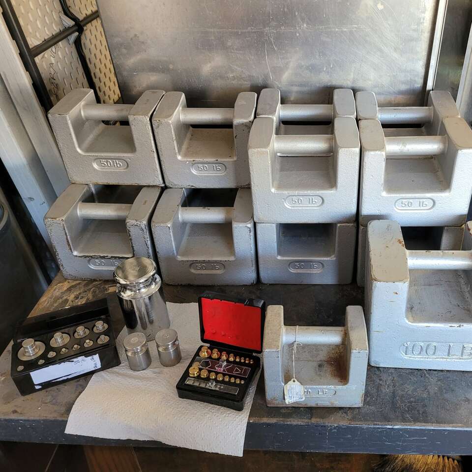Weights for scale calibration or use… Industrial