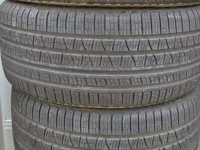 315/35R21 Four Pirelli Scorpion