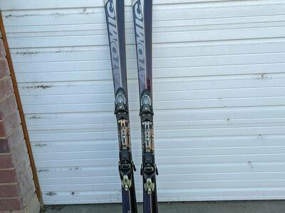 Atomic E-Series skis atomic bindings 158s