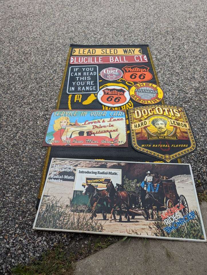 Metal signs $20 each call 801-920-0786