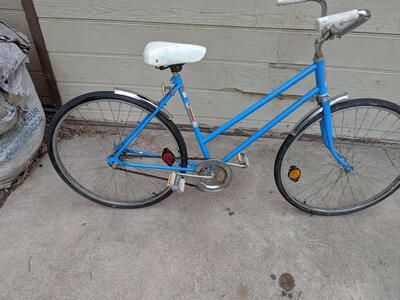 All pro Kmart girls bike. $30