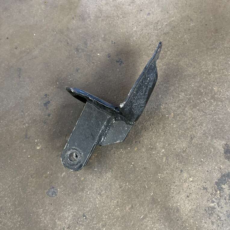 Custom HD Track Bar Bracket XJ Cherokee