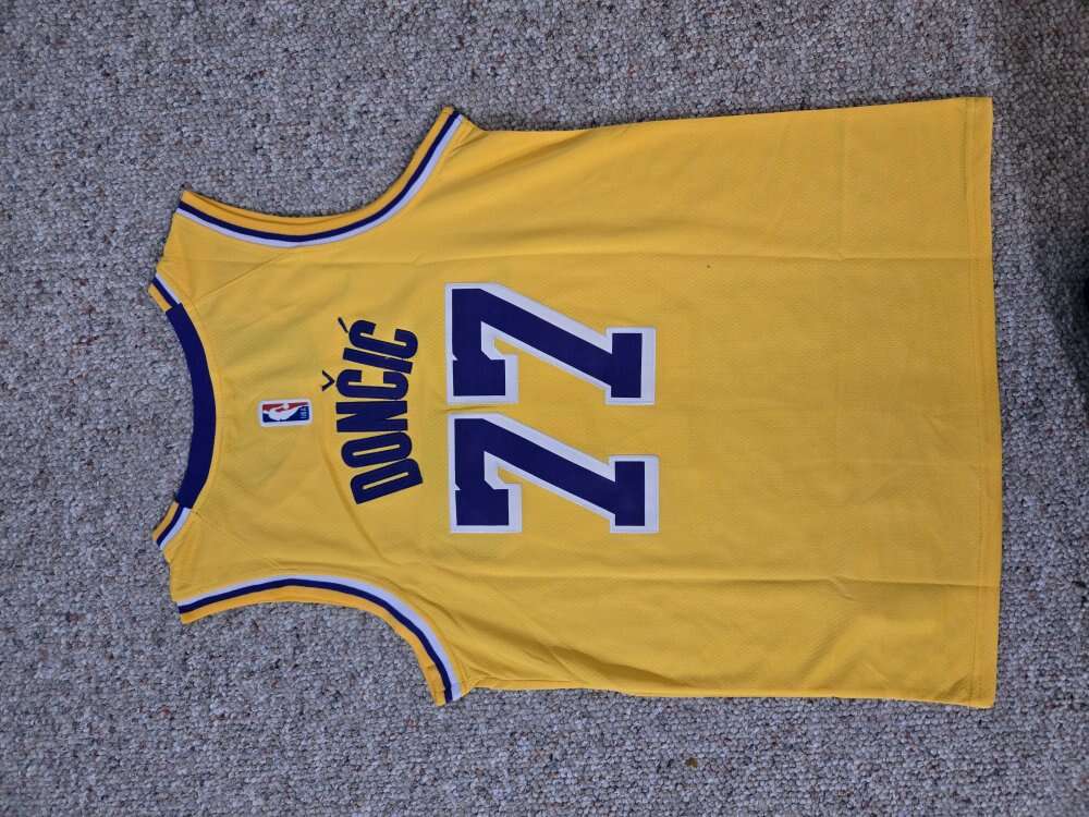 LUKA DONCIC Los Angeles Lakers Jersey Sizes S-XXL