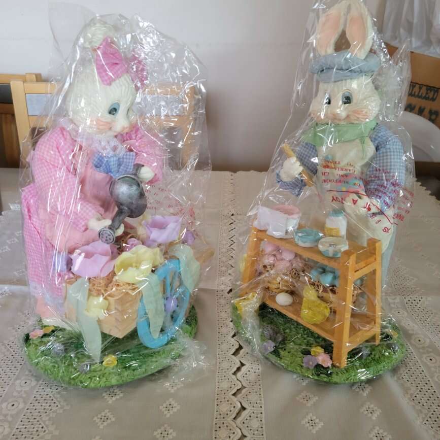 Vntg NOS Wood W/Poly Paper Mache Rabbit Figurines