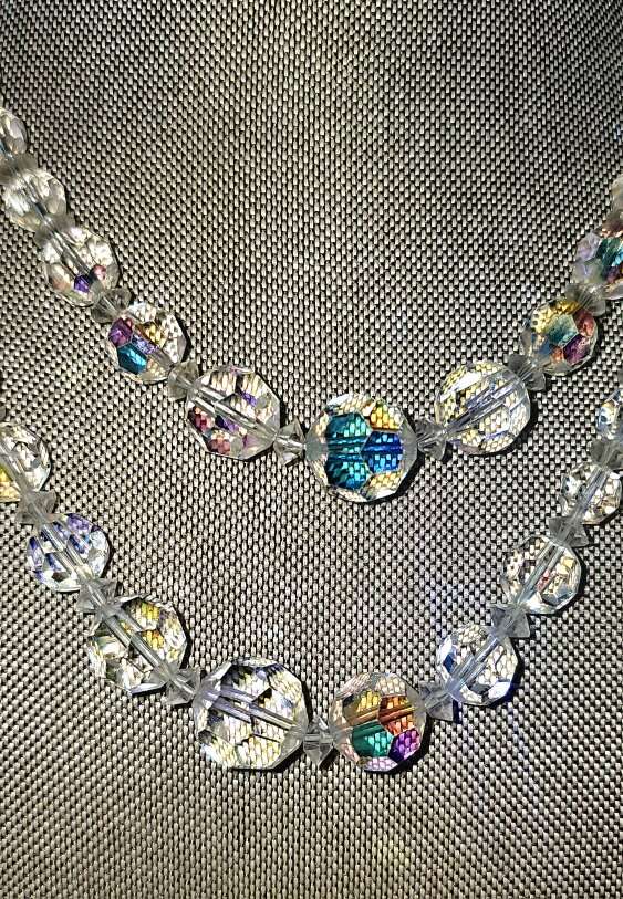 Beautiful Dbl Strand Vntg Graduated AB Iridescent