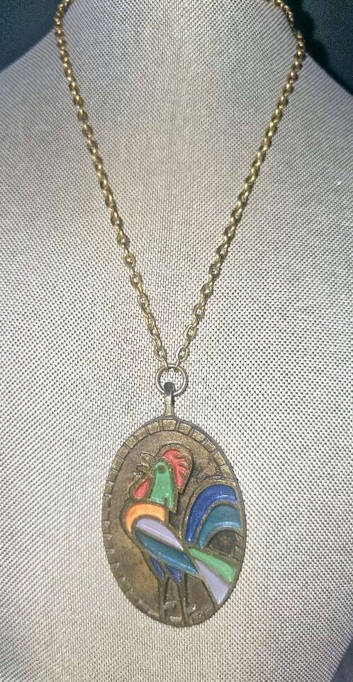 Vntg Signed 'TSG' DeColores Pend Necklace Rooster