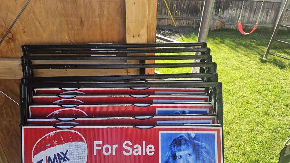 NEW Metal Frame Yard/Lawn Signs Bundle