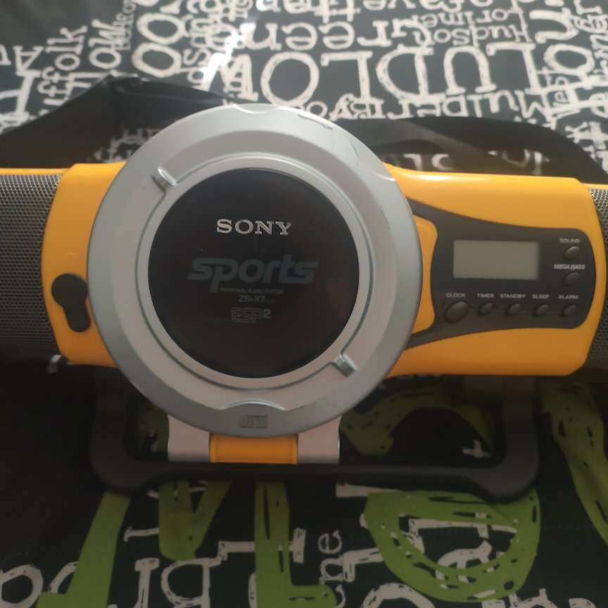 Sony ZS-X7 sports boombox